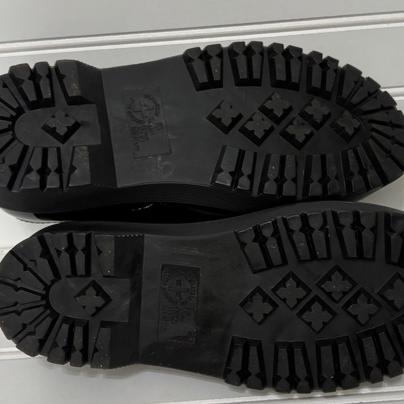 DR MARTEN X HELLO KITTY Black Patent 1461 Quad Platform Shoes Womens Size 9 - Picture 13 of 13